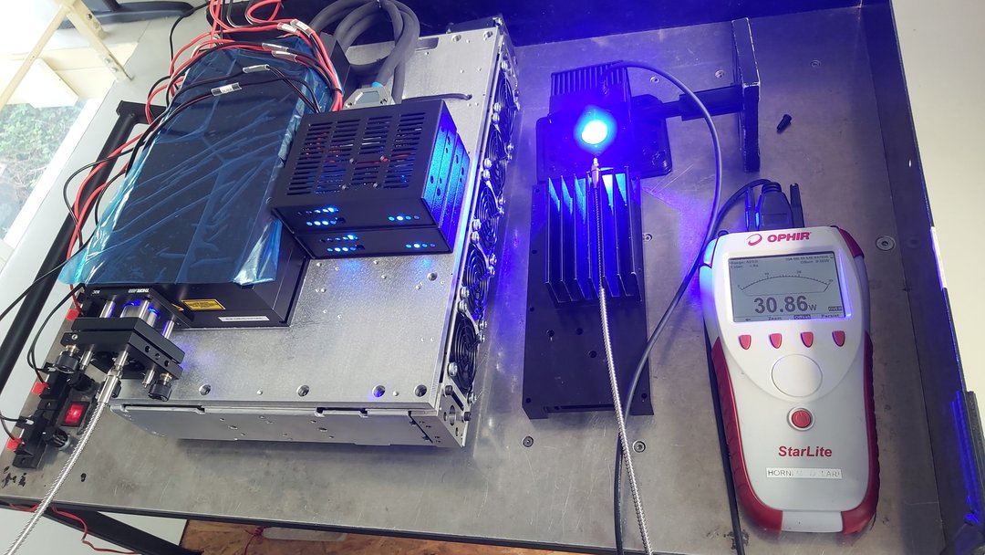 30W-445nm-beam-coupled-into-200µm-fiber